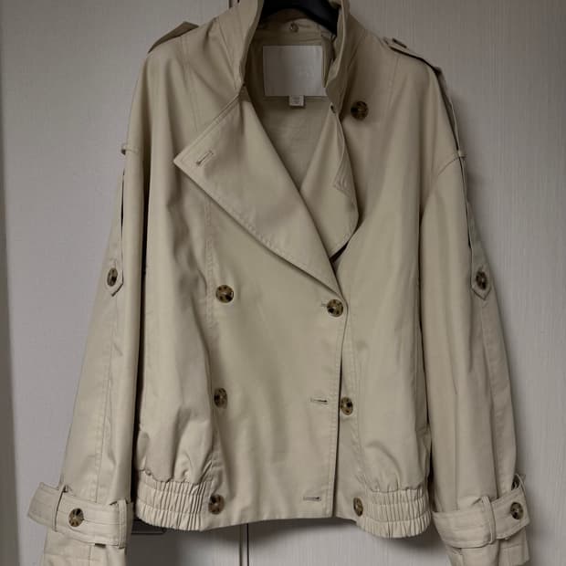 ZARA Beige cropped trench jacket
