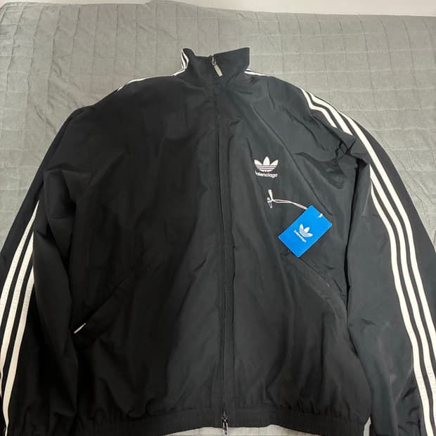 [2] 발렌시아가 아디다스 포플린 트랙 자켓 블랙