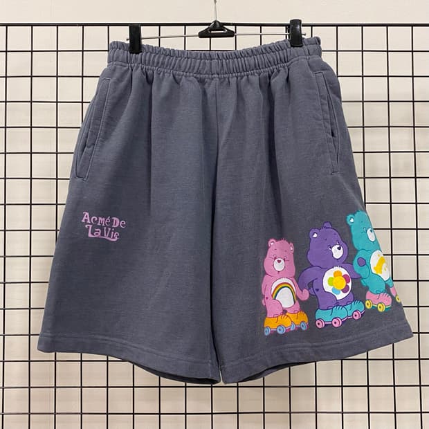 아크메드라비 x 케어베어 워싱 반바지 장원영 착용