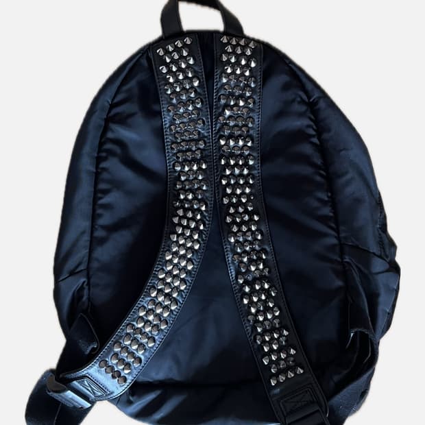 지방시 10fw  리카르도 티시 스터드 백팩