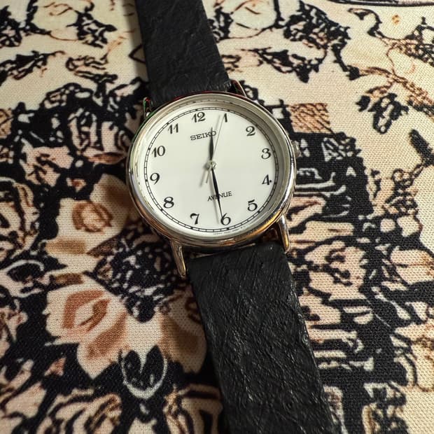 Seiko 빈티지 쿼츠 시계