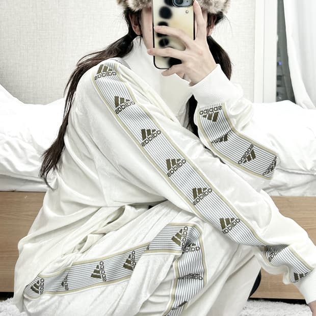 아디다스 JAPAN 크림 벨루어 셋업