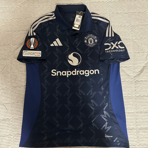 L) 24-25 맨유 어웨이 유로파ver. 브루노 페르난데스