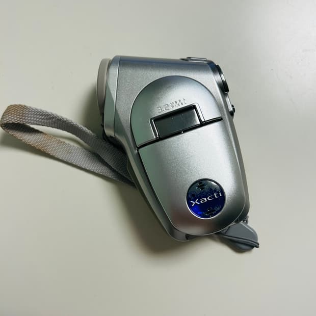 산요작티 Sanyo Xacti DMX-C1 빈티지 캠코더