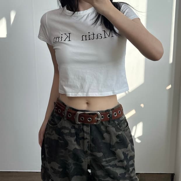 마땡킴 화이트 크롭 반팔 티셔츠