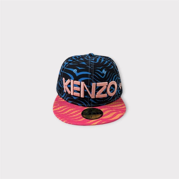 겐조X뉴에라 콜라보 웨이브 프린트 스냅백 (1818)
