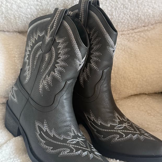 웨스턴 부츠 차콜블랙