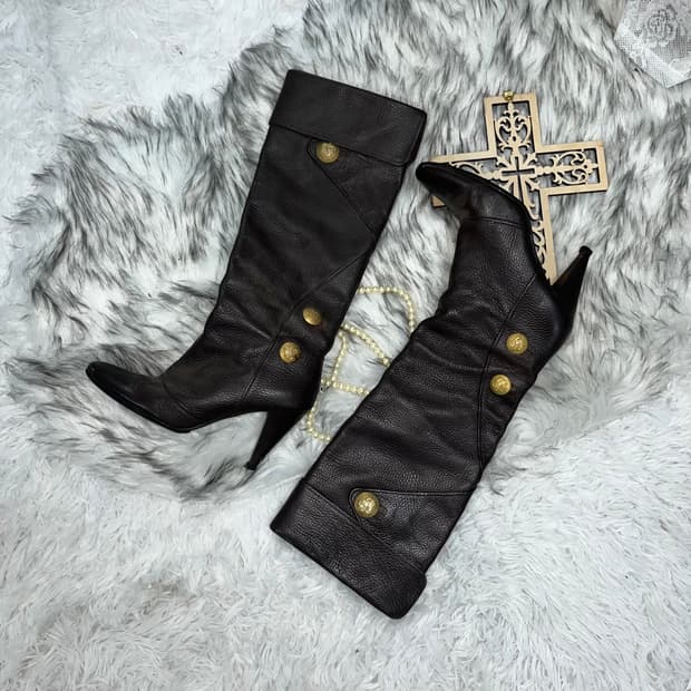 빈티지 브라운 앤틱 버튼 부츠힐