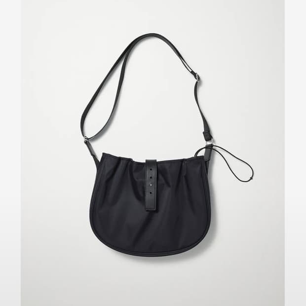 해칭룸 나일론 백