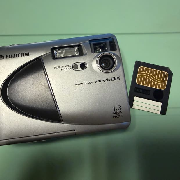 [정크] 후지필름 Finepix 파인픽스 1300 디카+스마트미디어카드