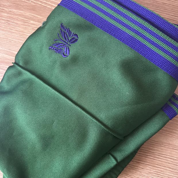 니들스 스트레이트 트랙팬츠 s 아이비그린