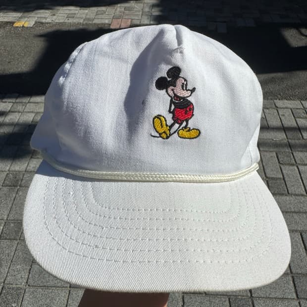 Vintage 90s MikeyMouse Rope cap 🧢