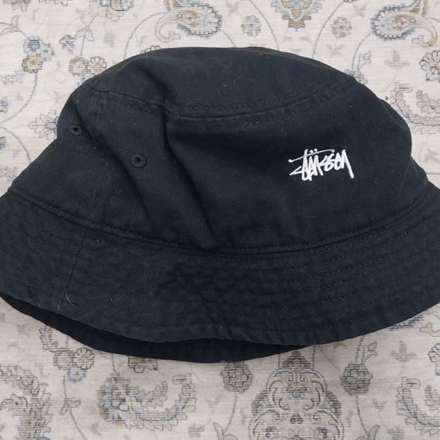 스투시 블랙 버킷햇