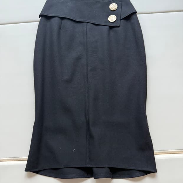 1회착용) TIME 클래식 블랙 H라인 스커트 타임 치마 산드로 랄프로렌