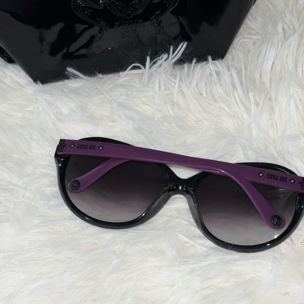 ANNA SUI 안나수이 로즈 선글라스 (케이스 포함)