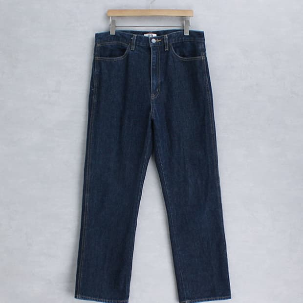 U x LEAMIRE _ straight fit denim_S4373
