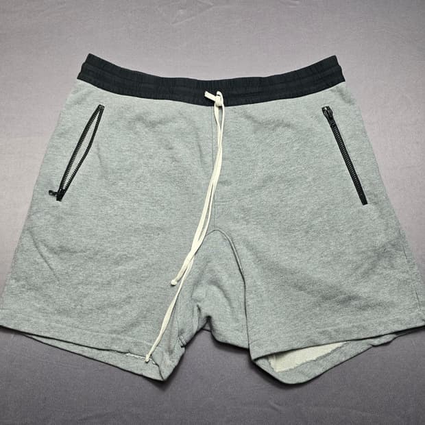 피어오브갓 에센셜 숏츠