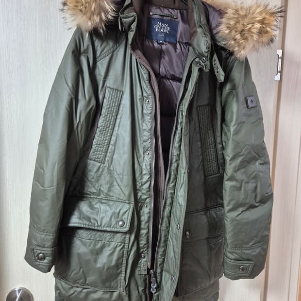 맨온더분 폭스퍼 코팅다운 46 패딩자켓 100 