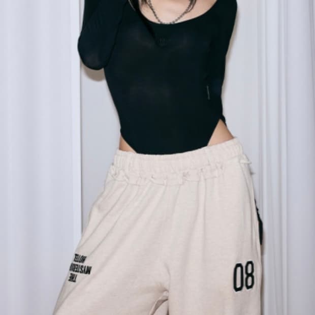 더 미스테리어스호텔 바디수트 