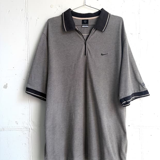 NIKE half zip up