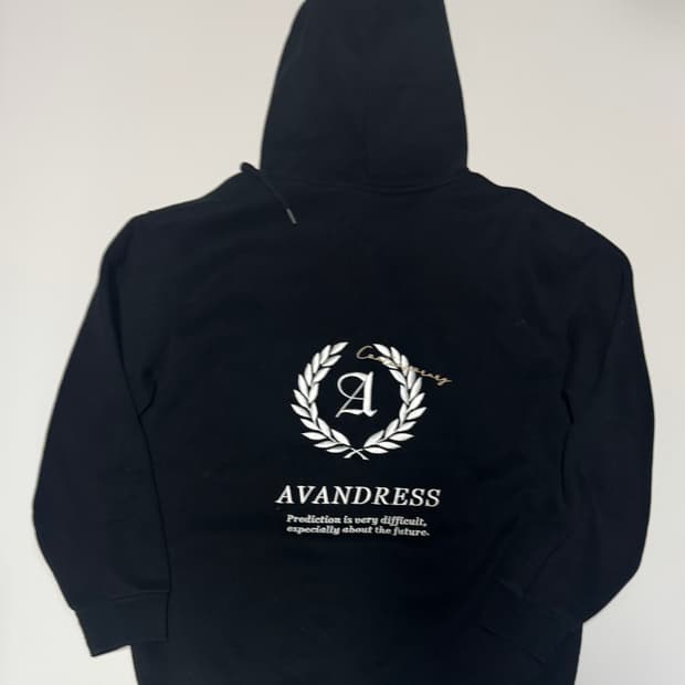 AVANDRESS 어반드레스 뒷 프린팅 기모 후드티