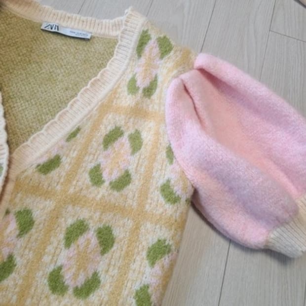 자라 플로랄 자카드 가디건