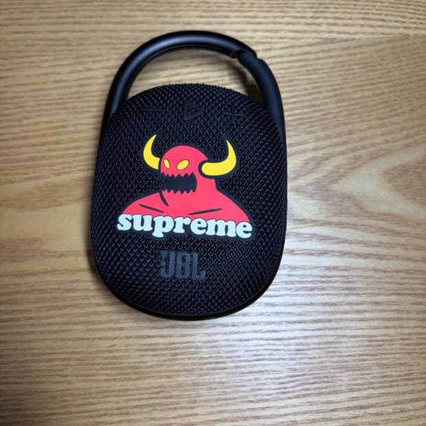 슈프림 토이머신 JBL CLIP4 스피커