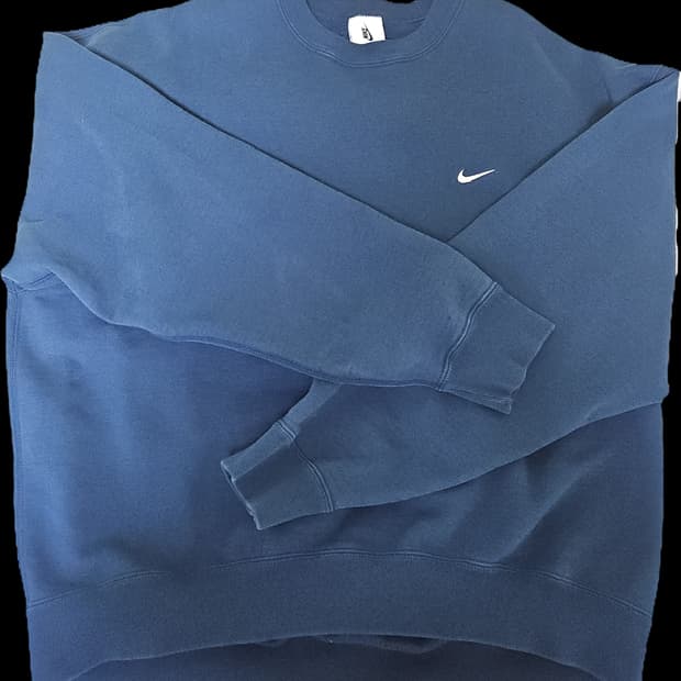 나이키 스우시 맨투맨