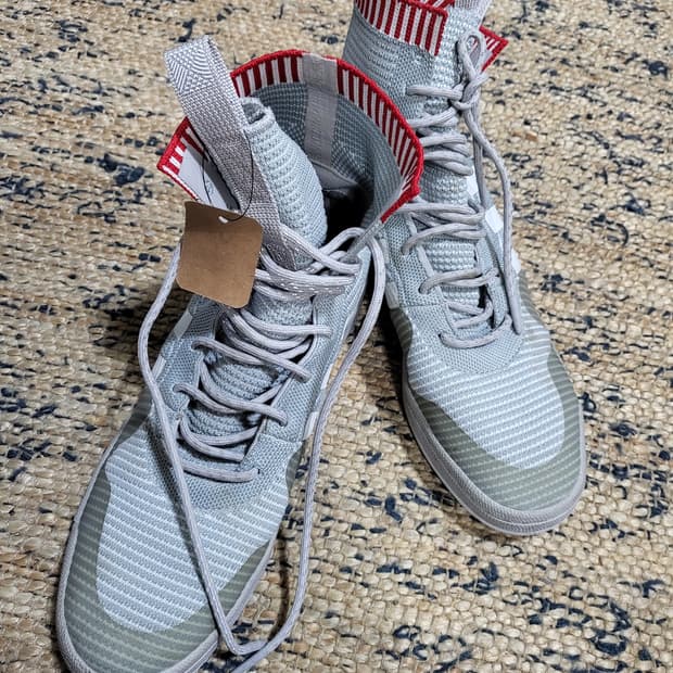 아디다스 니트 하이탑 스니커즈 