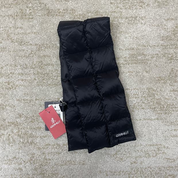 그라미치 x 타이온 경량 다운 패딩 머플러