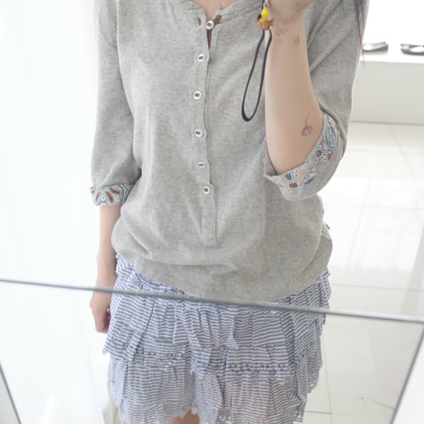 Paisley lining Henley neck top
