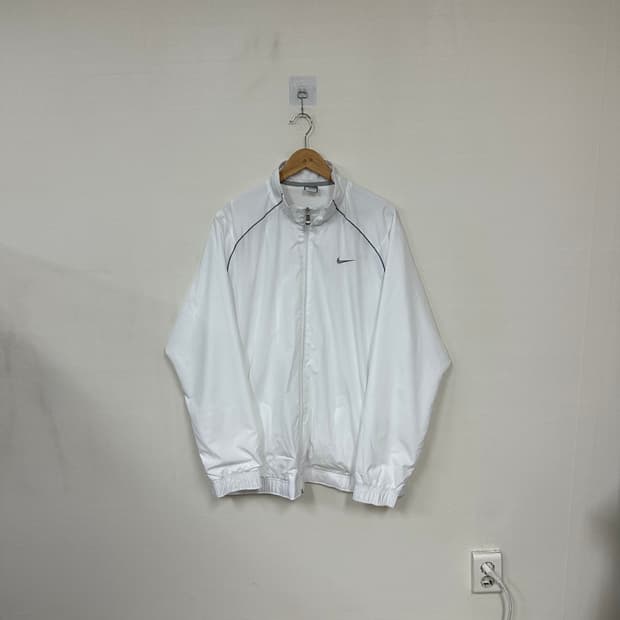 나이키 바람막이자켓XL