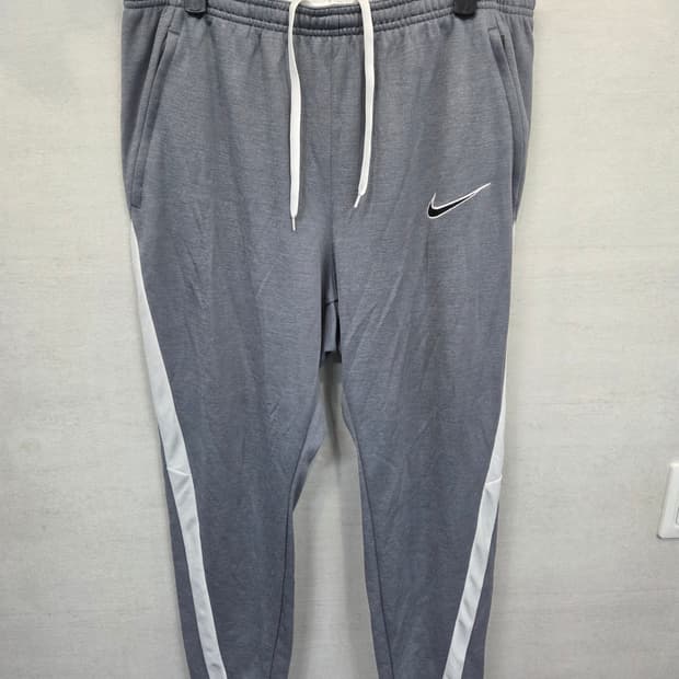 나이키 올드스쿨 드라이핏 기능성 트랙팬츠 L