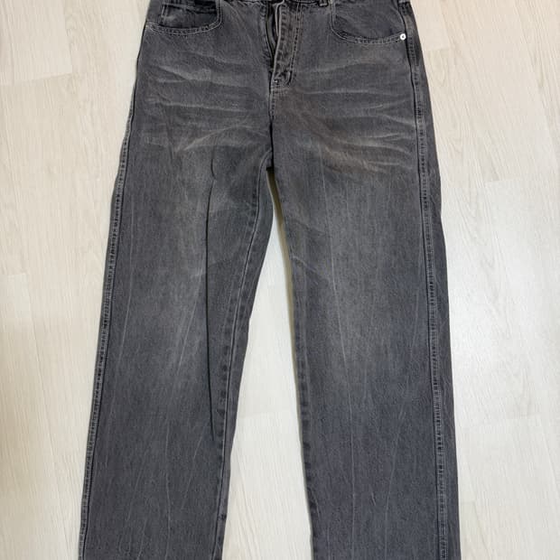 에이카화이트 워싱 그레이 데님 판매해오!