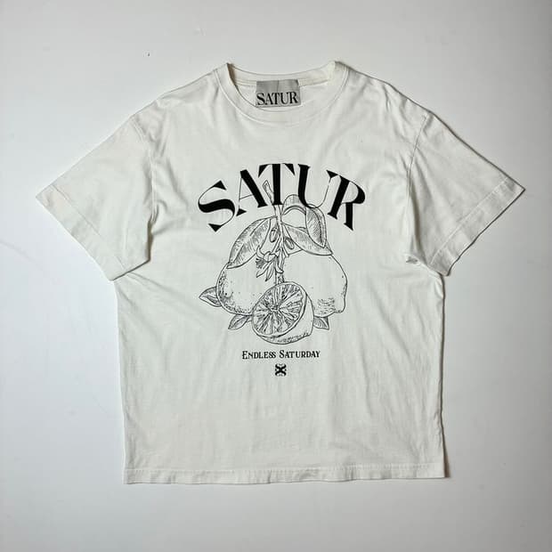 세터 SATUR 카프리시트론 드로잉 썸머 그랙픽 반팔 티셔츠 PN9700