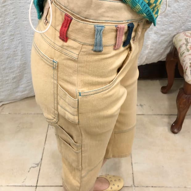 Yellow color pop pants