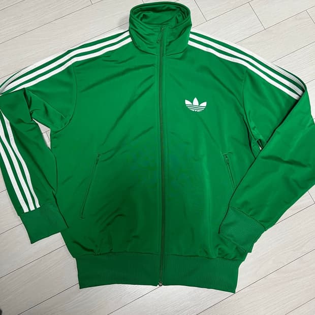 아디디스 구 파이어버드 져지 초록색 팔아요