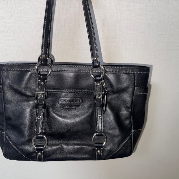 코치 블랙 숄더백