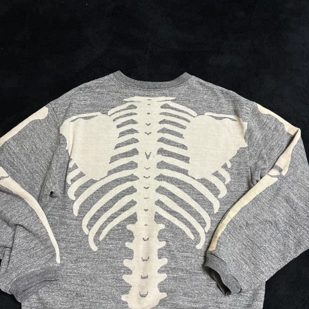 (3)캐피탈 본 크루넥 맨투맨