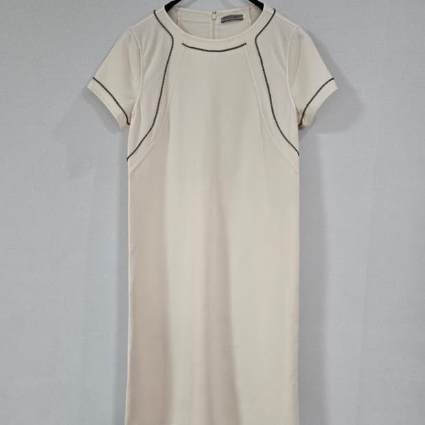 보테가베네타 매장판 정품 단정한 얇은모 반팔 원피스