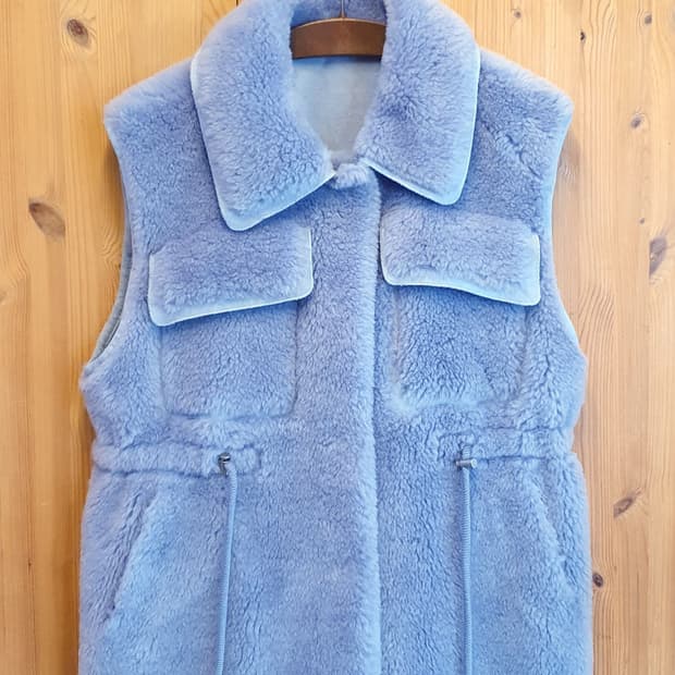 (새상품)55/66.Lapift 천연양털 조끼