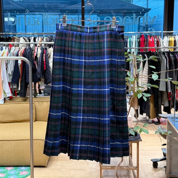 레이디 리나운 블루 체크 핀턱 미디스커트 