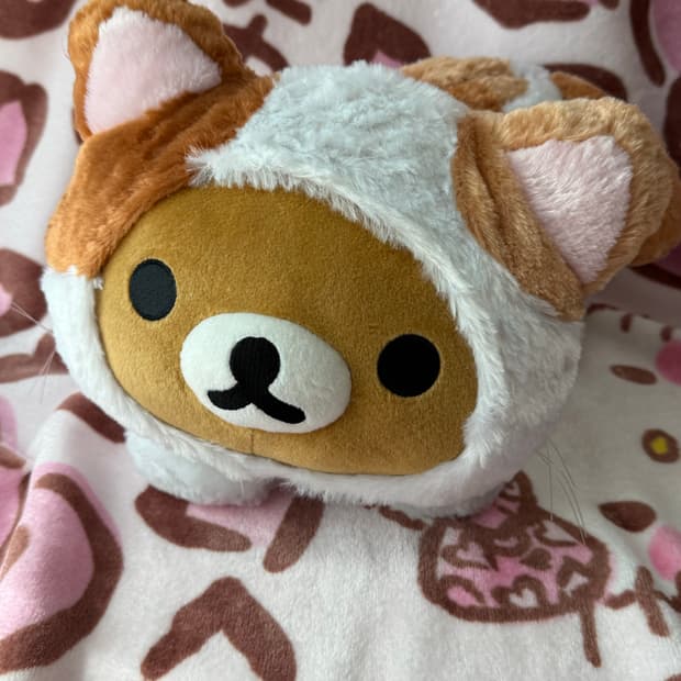 고전 리락쿠마 고양이 인형