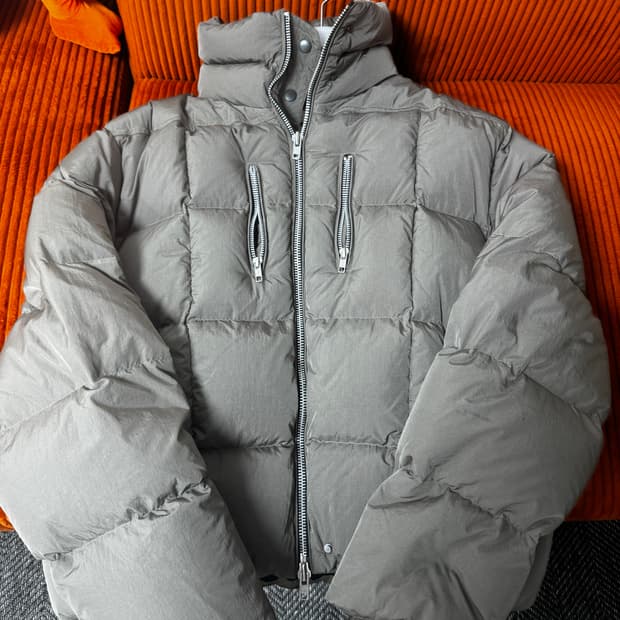 [2] 알렌느 하이넥 덕다운 패딩