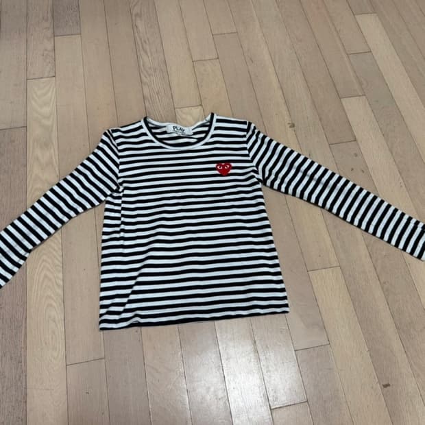 꼼데가르송 PLAY 스트라이프 긴팔티 S