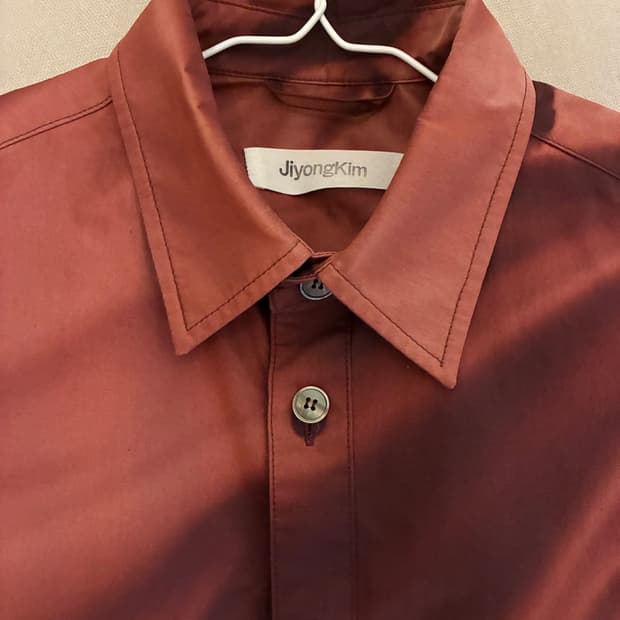 지용킴 셔츠