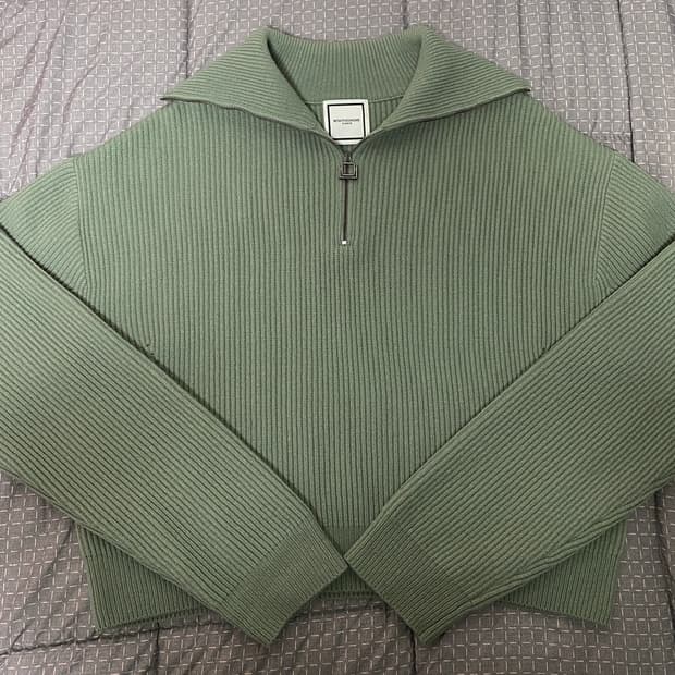 우영미 하프집업 니트 48