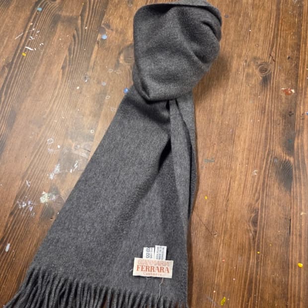 쟌마리아 페라라 캐시미어 머플러