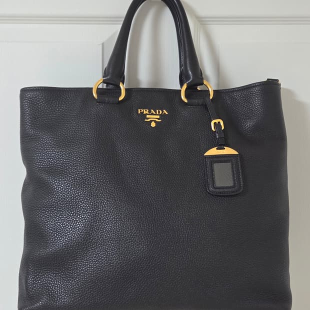 프라다 비텔로 피닉스 토트백 블랙 (2way)
