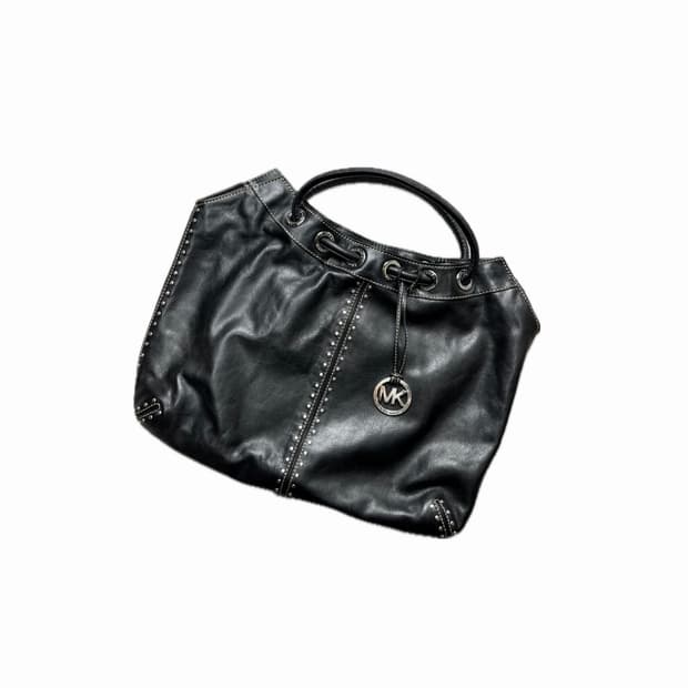 Michael Kors 마이클 코어스 블랙 스터드 도트백